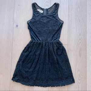🆕 A-line Lace Little Black Dress with Sheer Back